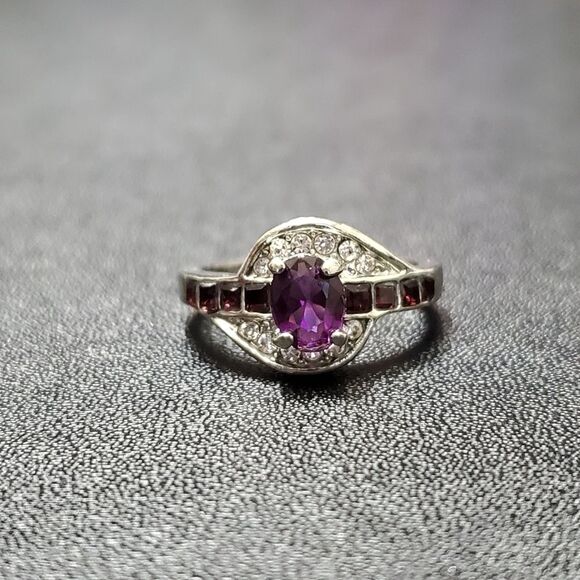 Silver plated purple stone ring - Picture 1 of 8